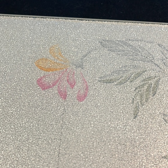 15" Counter Saver "Pink Trio" (Corelle) by CORNING - Picture 2 of 16